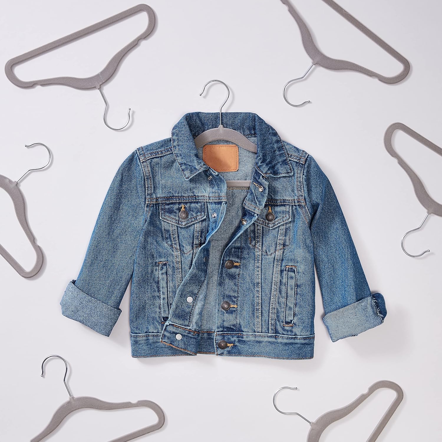 Small Garment Hanger Set — third-party reference view 3