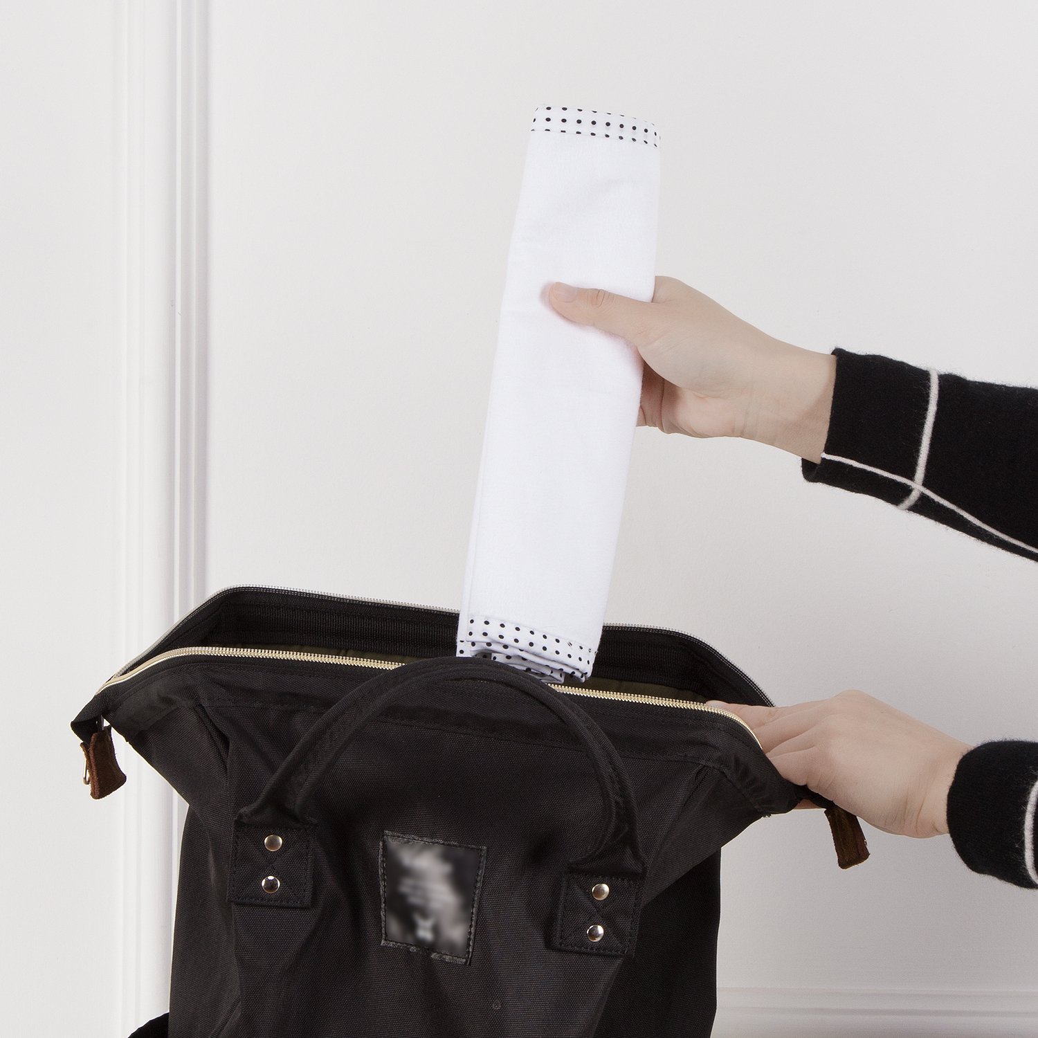 Changing Pad Liner Packs - view 3